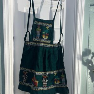 Green Apron with Colorful Embroidery